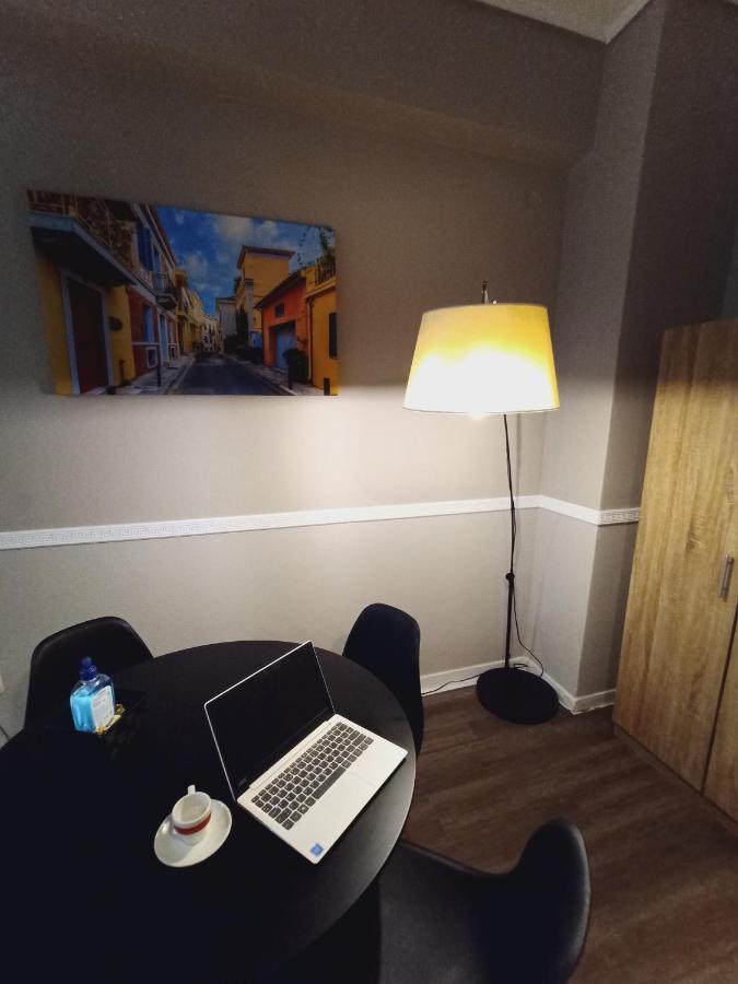 Ermou & Athinas Suites In Monastiraki أثينا المظهر الخارجي الصورة
